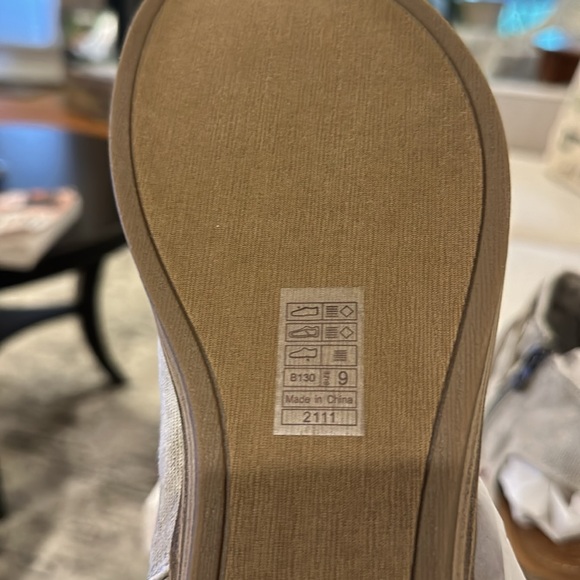 Women’s Blowfish brand sandals size 9 - Picture 7 of 7